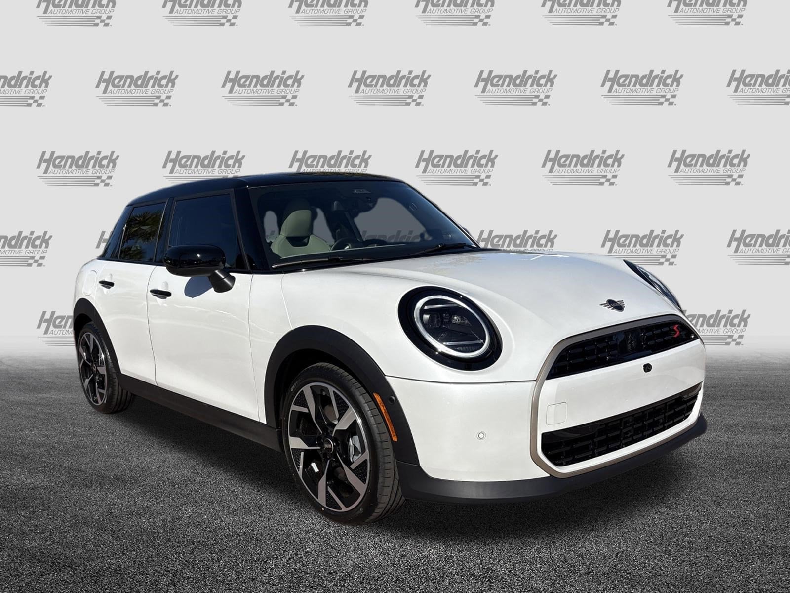 mini hardtop 4 door 2026 WMW53GD02T2X82646 image mini hardtop 4 door 2026 WMW53GD02T2X82646 image